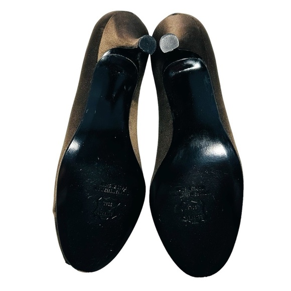 Stuart Weitzman Women's Brown Satin Glotallulah Peep Toe Kitten Heels size 7.5 - Picture 10 of 12